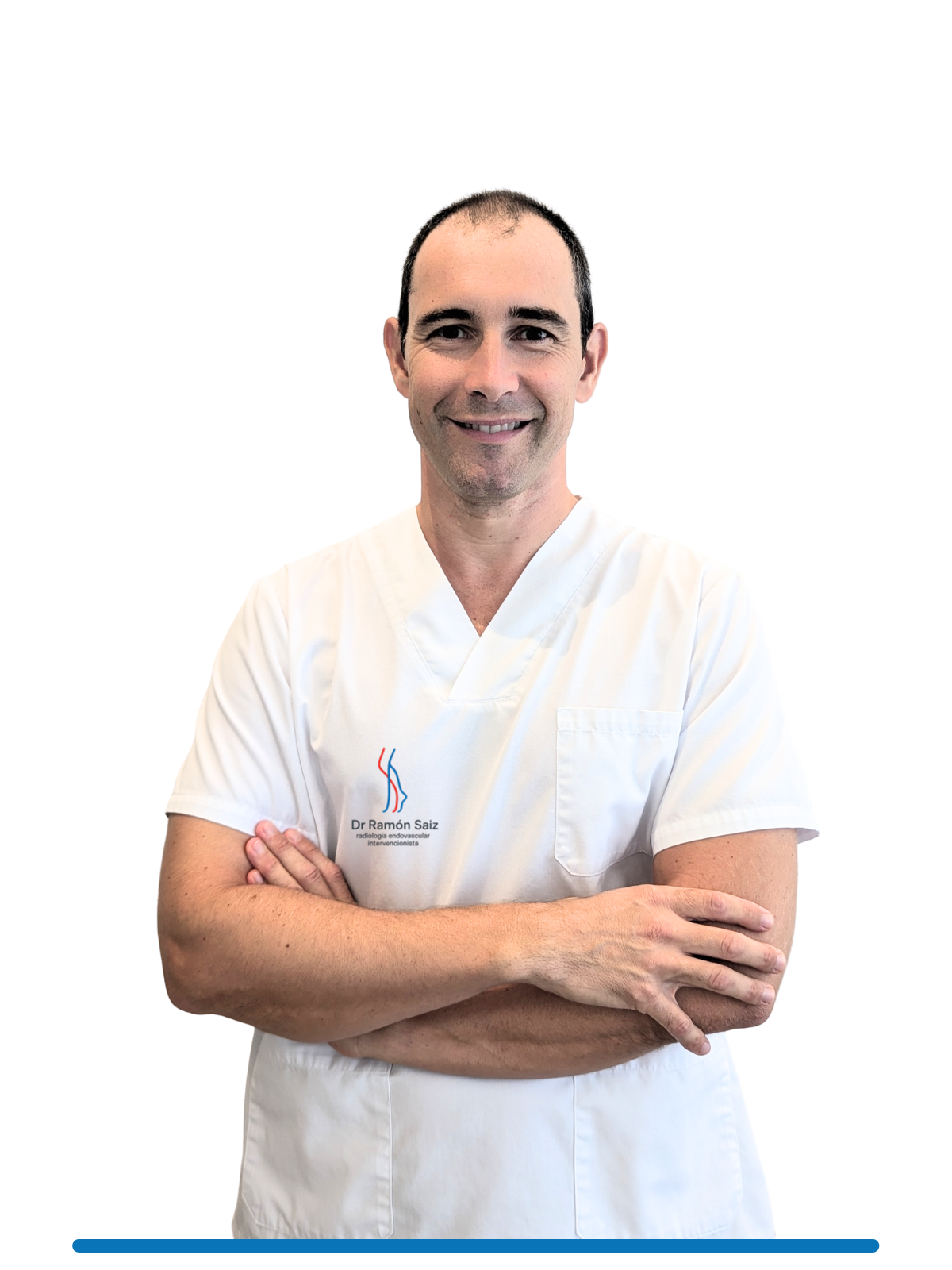 Retrato Dr. Ramón Saiz Retrato Dr. Ramón Saiz, con pijama de hospital y logo en el pecho